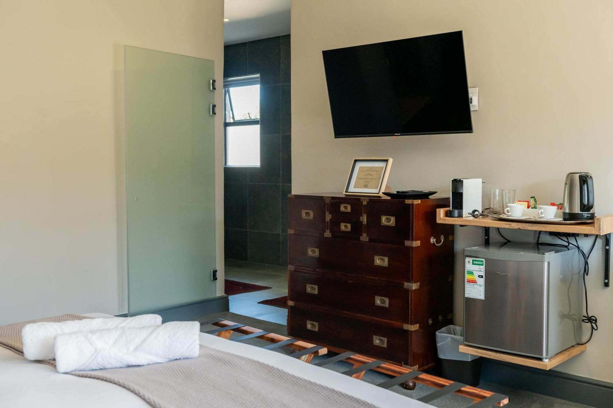 Blix Inn Guesthouse Стелленбос Экстерьер фото